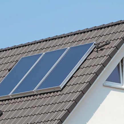Solaranlage auf Dach in Vorarlberg